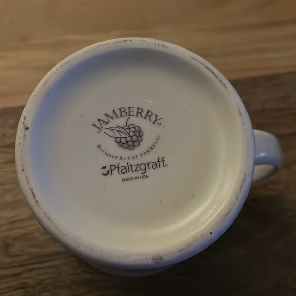 Set of 4 Pfaltzgraff JAMBERRY Coffee Mugs Ceramic Cups - Picture 5 of 10